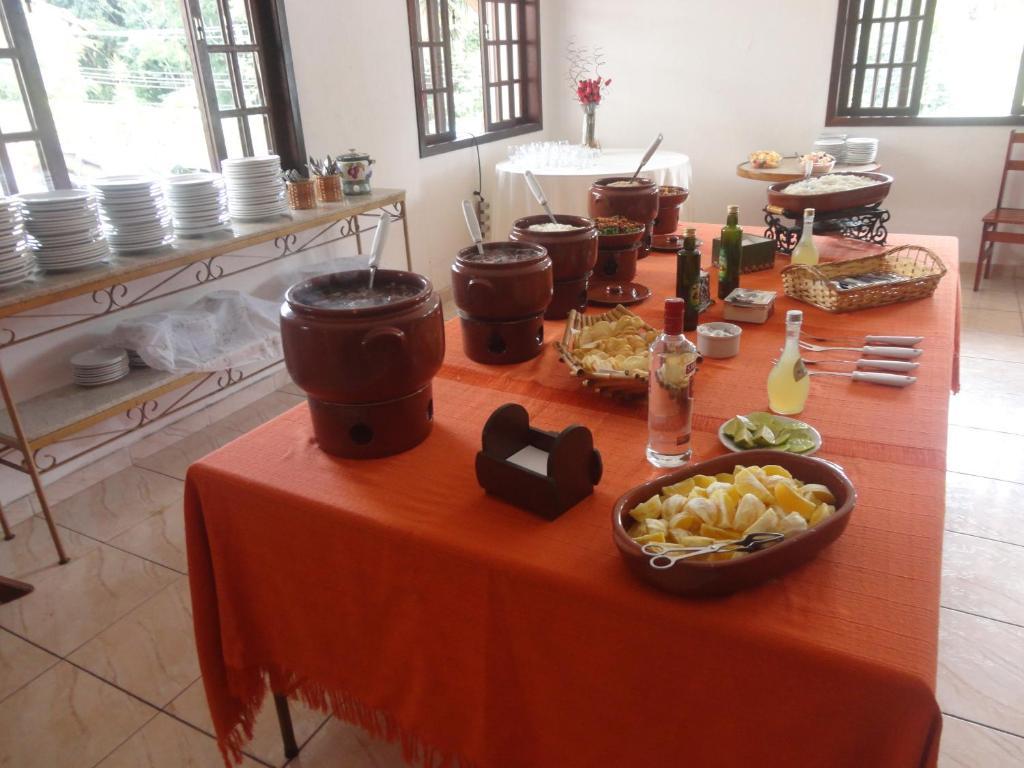 Pousada Das Rosas Miguel Pereira Ngoại thất bức ảnh